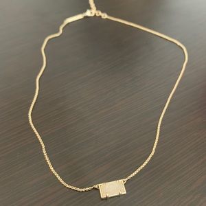 white & gold kendra scott necklace
